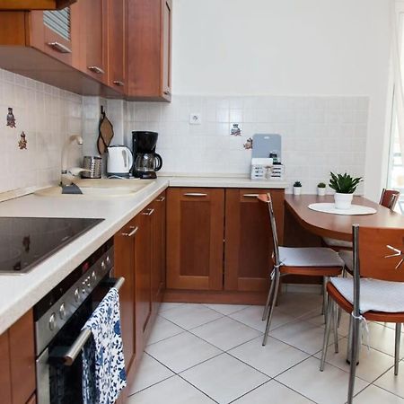 Lovely Apt In Peristeri Atene Esterno foto
