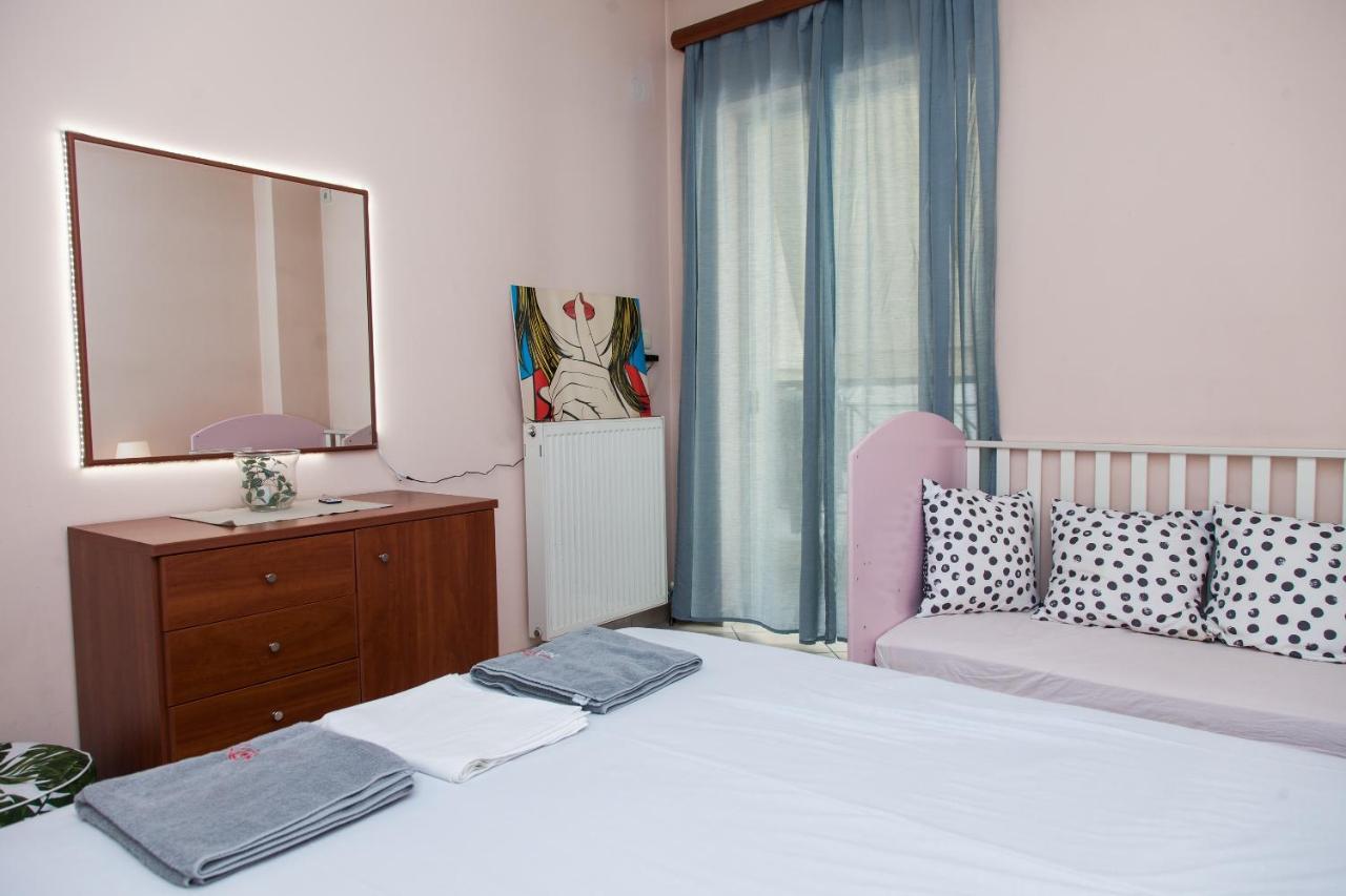Lovely Apt In Peristeri Atene Esterno foto