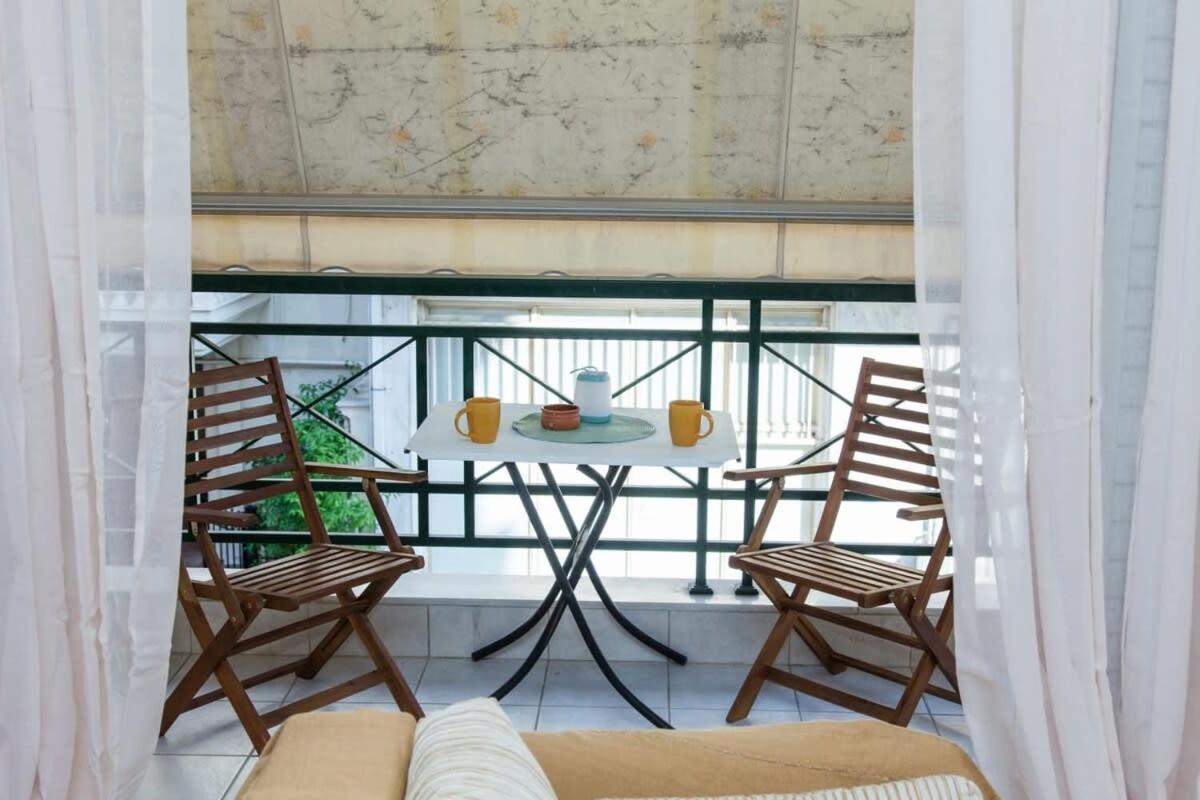 Lovely Apt In Peristeri Atene Esterno foto